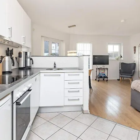 5 Person In Bogense-by Traum Bogense