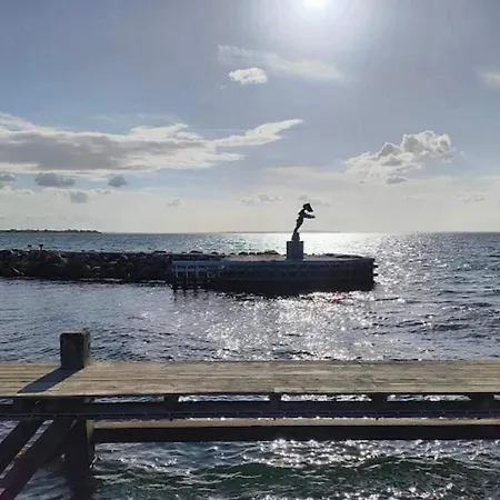 5 Person In Bogense-by Traum *